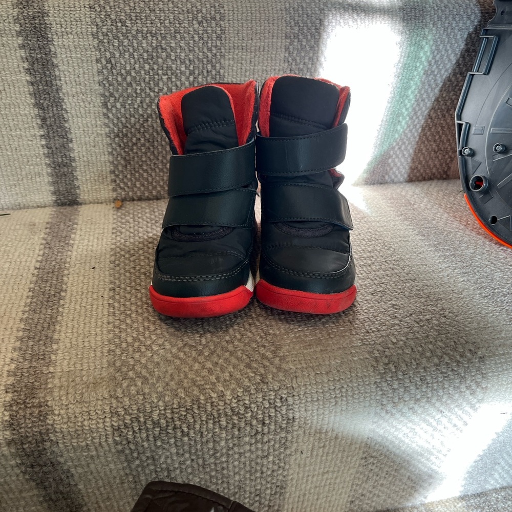 Kids Sorel Black and Red Velcro winter boots